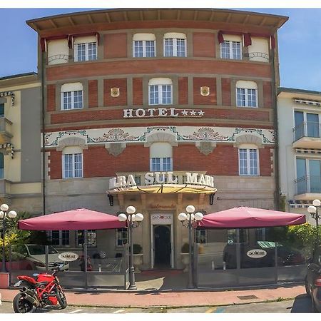 Hotel Alba Sul Mare Lido di Camaiore Exterior foto