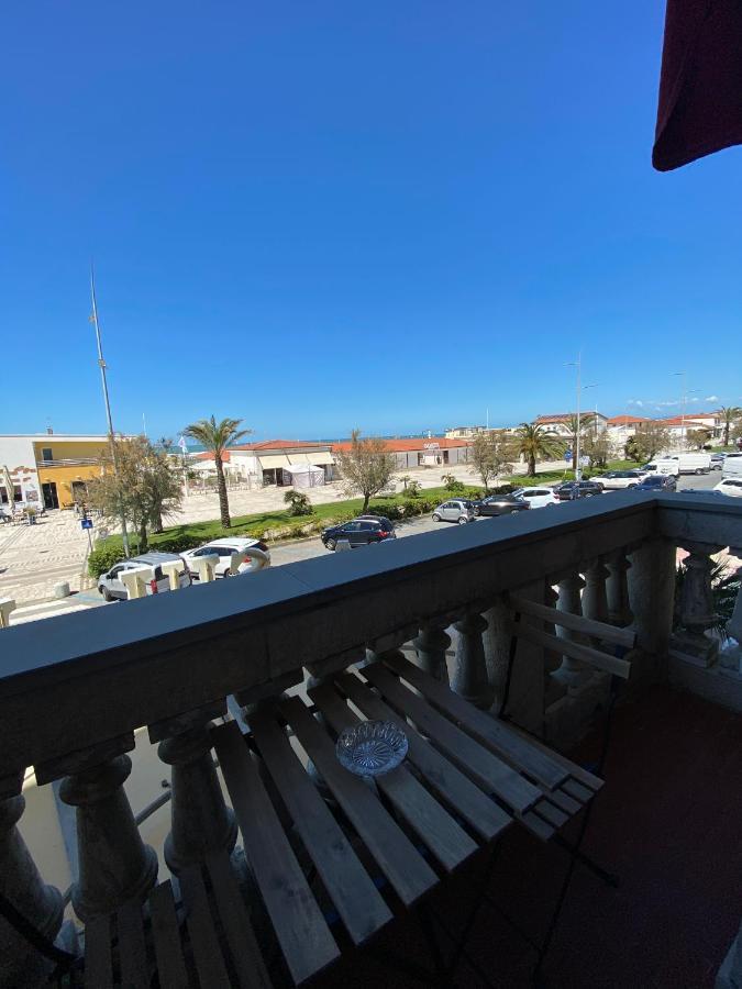 Hotel Alba Sul Mare Lido di Camaiore Exterior foto